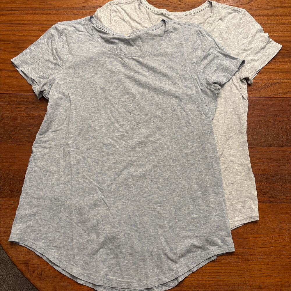 Lululemon Bundle of two size 8 Short Sleeve T-Shirts Gray and Blue